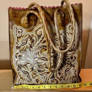 Patricia Nash Cavo Cutout Tooling Leather Tote Floral Design with Gold Underlay